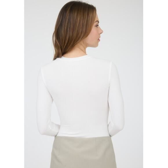 White Round Neck Long Sleeve Bodysuit NWT - Picture 3 of 4